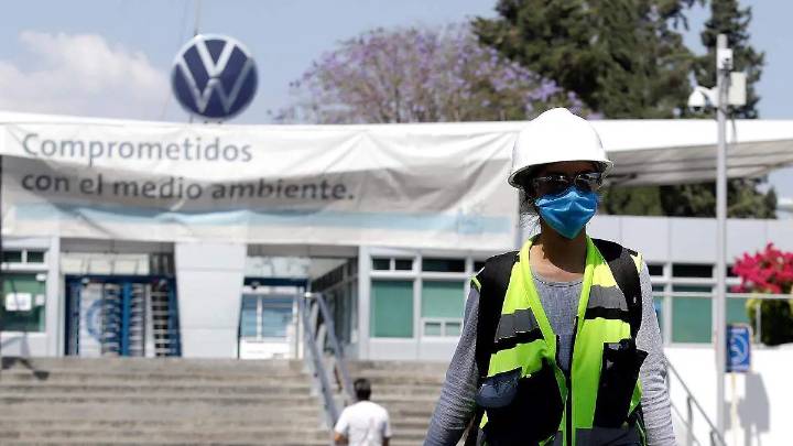 Caen ventas de Volkswagen en julio; Audi reporta ligero aumento