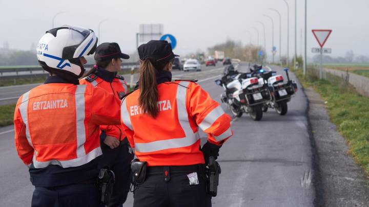 Dos fallecidos y un herido grave en una colisión entre dos vehículos en Berantevilla, Álava