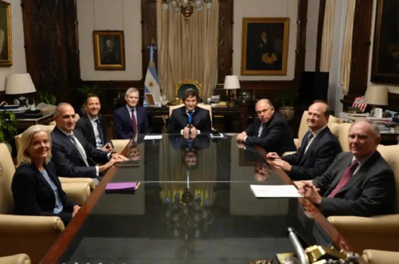 Milei recibió a directivos de Glencore y Río Tinto por inversiones estratégicas bajo el RIGI