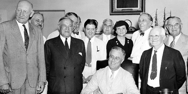 Social Security’s 90th anniversary is marked by funding threats and privatization talk