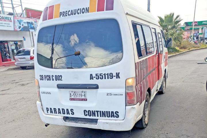 Casi 900 infracciones para transporte público: Semot
