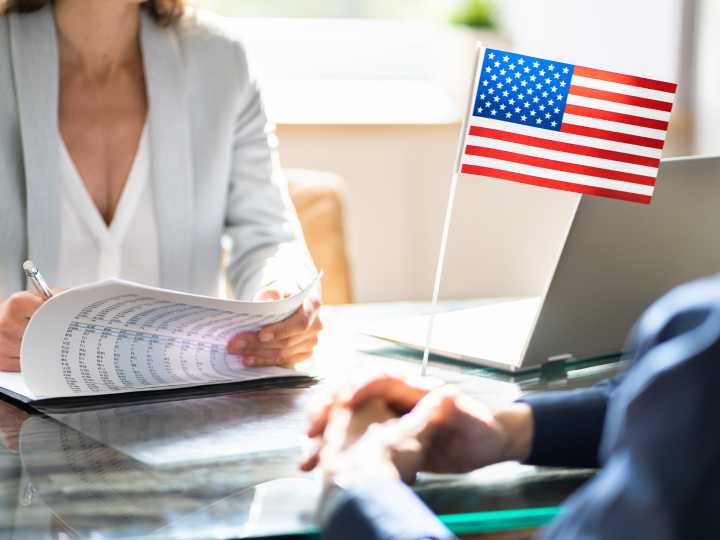 USCIS 2025: qué significan los nuevos cambios para trámites de migración y pasaporte estadounidense