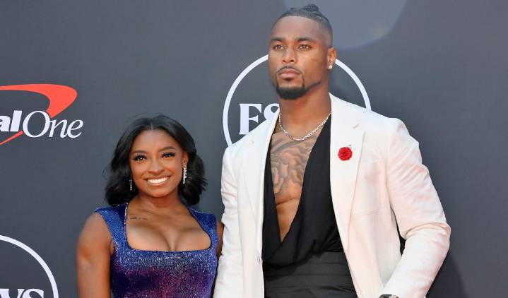 Simone Biles Shares Unseen Video With Jonathan Owens While Awaiting Next Bears Game "While waiting for the next Chicago Bears matchup, Simone Biles shares a heartfelt unseen video with her husband Jon