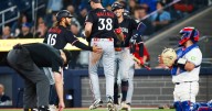 Twins rally to beat Blue Jays 7