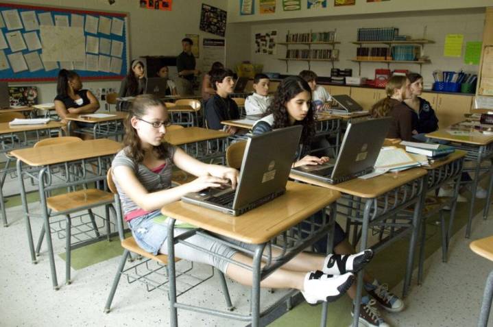 Tech boom outpaces New York schools' computer science education: Report