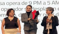 Ivette Topete recibe Premio Alcaldes de México