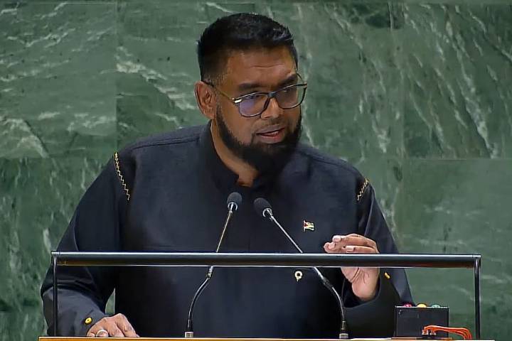 Guyana elige nuevo presidente con tensión fronteriza con Venezuela de fondo