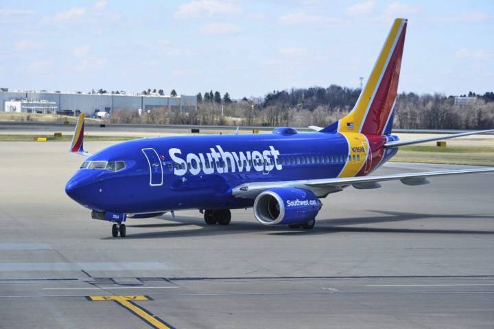 Southwest Airlines’ new policy will affect plus-size travelers. Here’s how – Houston Public Media