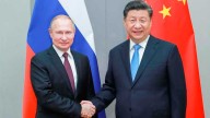 China le disputa el liderazgo a EE.UU. y arma su propia cumbre con Putin y Kim Yong