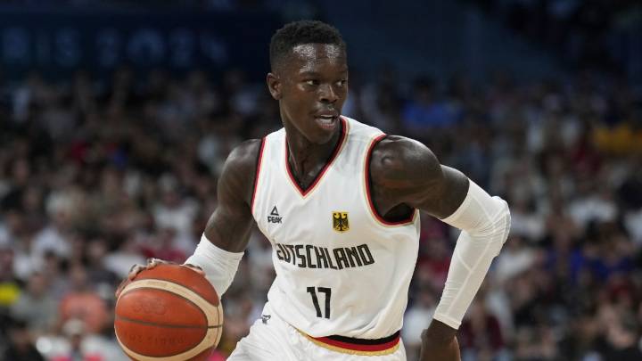Dennis Schroder leads Germany to knockout round at EuroBasket