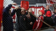 Gobiernos de Chile y Argentina evalúan responsabilidades tras violenta pelea en partido de fútbol