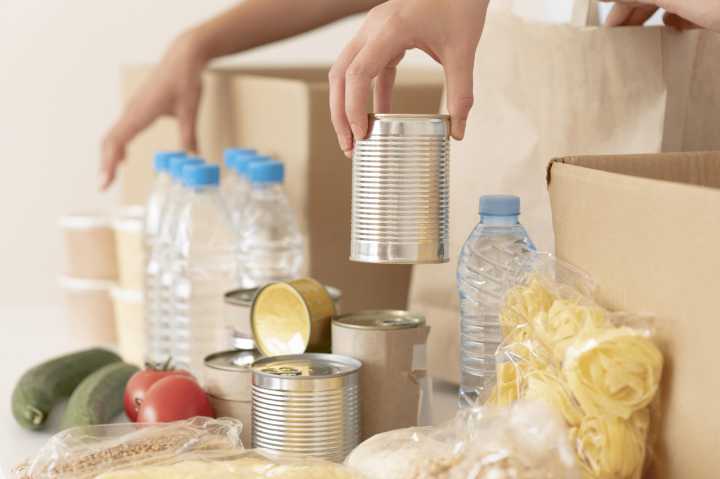 Distribución gratis de comida en el oeste de Houston