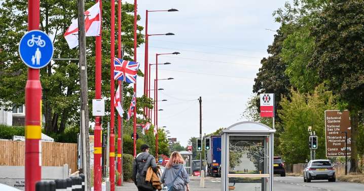 Asylum seekers in UK hotels up 8% as people draw England flags on roundabouts