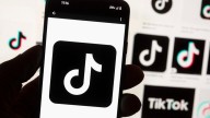 Trump says he’ll keep extending TikTok shutdown deadline
