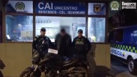Ladrón de restaurante es detenido en Usaquén: huía en una moto robada tras el asalto en Chapinero