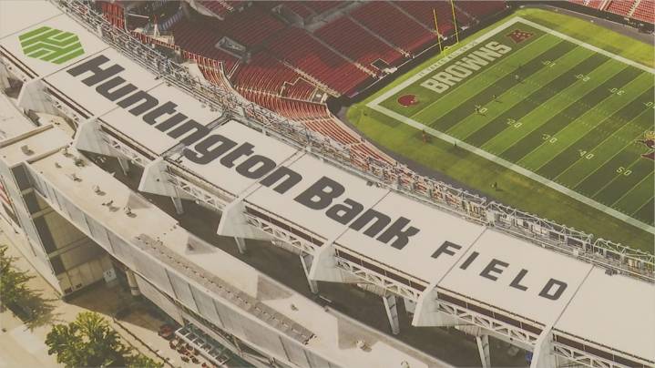 Ohio Dems propose ban on lawmakers accepting free or reduced price pro sports tickets