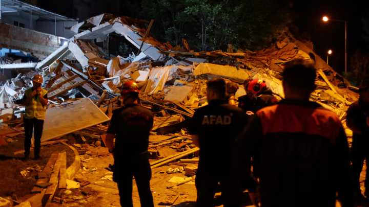 Sismo de magnitud 6,1 sacude el oeste de Turquía: un muerto y 29 heridos
