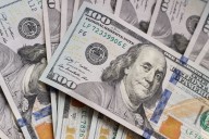 Mercados. El dólar cierra la semana al alza, aunque una noticia del exterior hace subir a las acciones argentinas