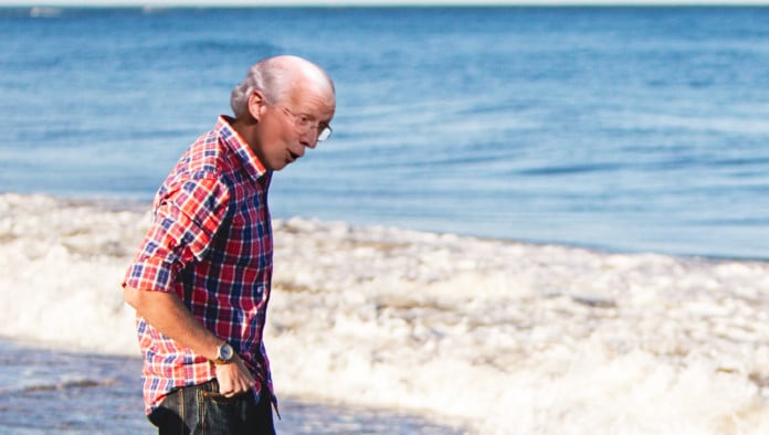 Scandal: John Piper Photographed Collecting Seashells
