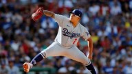 Julio Urías es invitado a los entrenamientos de Tomateros de Culiacán