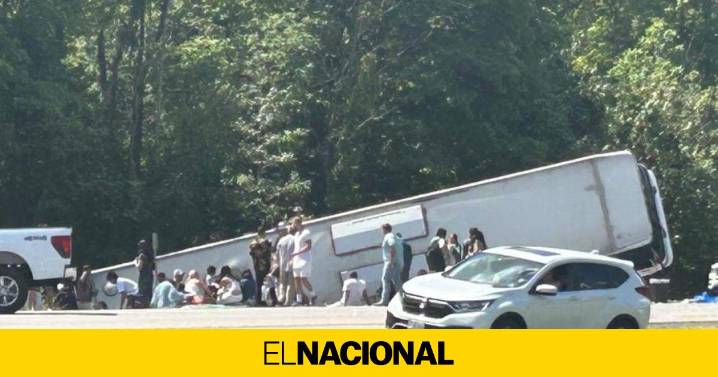 Varios muertos al volcar un autobús de turistas que volvían del Niágara, al norte del estado de Nueva York