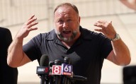 Alex Jones advierte el ‘colapso’ de los cankles de Trump es inminente
