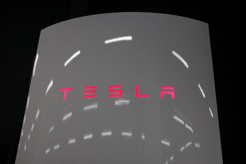 Tesla's North American director of service leaves EV maker
