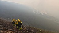 Los incendios de León avanzan hacia la mejoría: cuatro fuegos en nivel 2 y buenas previsiones