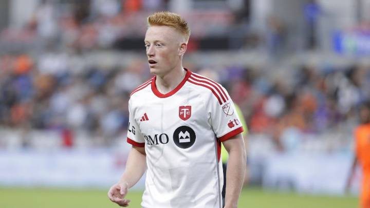 Toronto FC trades Longstaff to CF Montreal for Vilsaint, allocation money