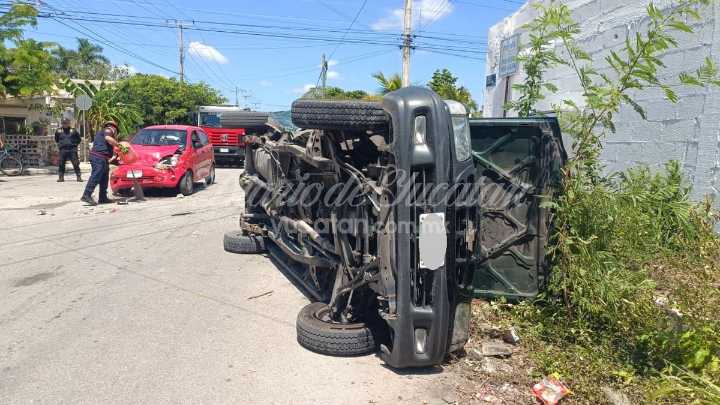 Accidente en la Col. San Pedro Uxmal de Mérida con saldo de tres lesionados