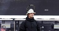Moment Liam Gallagher slams Edinburgh Council in angry jibe live on stage