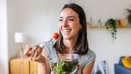 How to reduce inflammation naturally according to a nutritionist