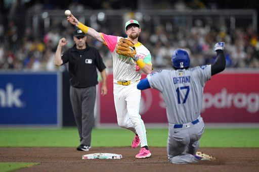 Yu Darvish, bullpen dazzle in 3-hitter, and Padres beat Dodgers 2