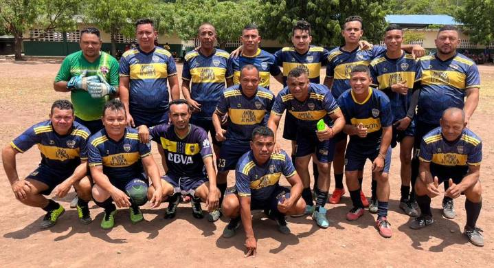 Periodistas de Maicao se unen en fútbol con el equipo Las Estrellas de la Radio
