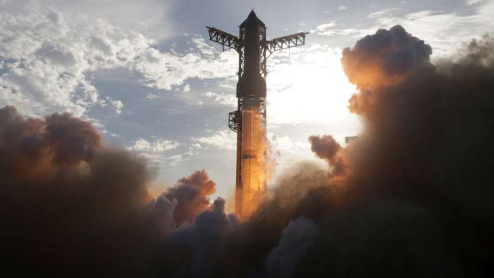 See photos as SpaceX launches Starship on flight 10 from Starbase