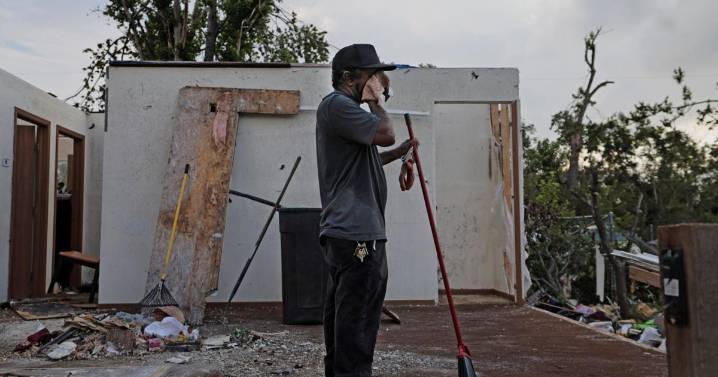 St. Louis pushes to extend tornado aid window, again