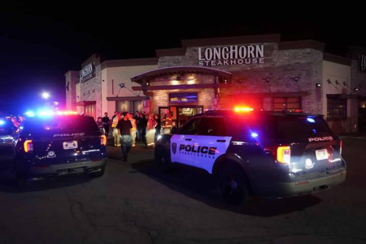 Baby hospitalized after pepper spray incident at Longhorn Steakhouse in New York