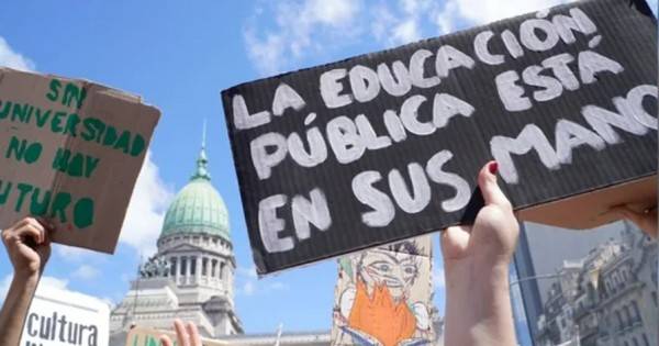 El Gobierno otorgó un aumento del 7,5% a los docentes universitarios