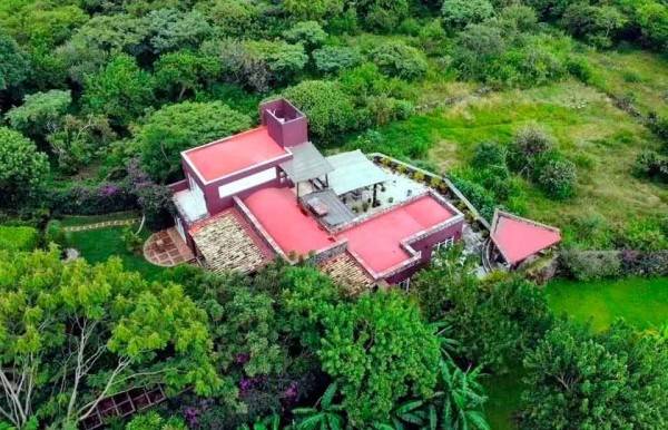 No paga impuestos casa de Noroña: Edil