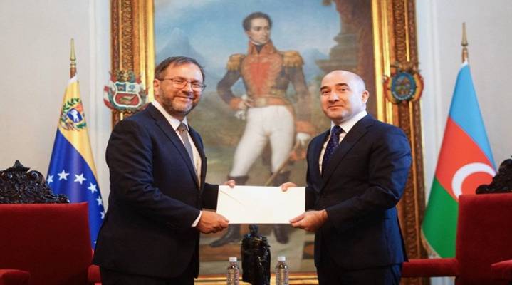 Gobierno venezolano y Azerbaiyán fortalecen relaciones con nuevo embajador acreditado