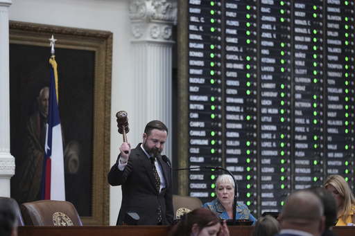 A look at Texas' redistricting walkout and California's response, by the numbers