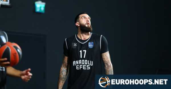 Vincent Poirier’s knee injury creates concerns for Eurobasket participation