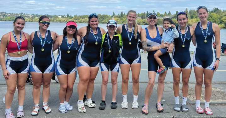 Everett Rowing Association shines at Green Lake Summer Extravaganza