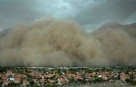 Haboob sweeps through Phoenix, leaving 39K without power
