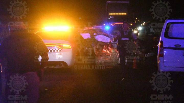 Una persona fallecida y ocho lesionados tras choque en la carretera Irapuato