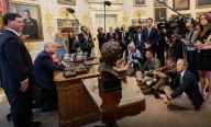 México hace lo que le decimos que haga, afirma Trump