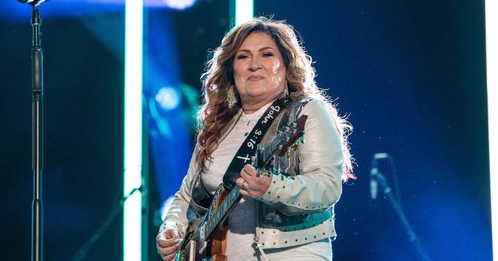 Country star surprises Utah fans with new song about Jesus Christ