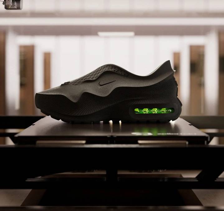 Nike x Zellerfeld Air Max 1000 Black Merges 3D Printing with Sneaker Heritage