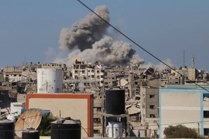 A look at Gaza ceasefire talks after Hamas accepts a new proposal