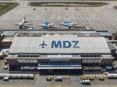 Múltiples demoras y cancelaciones en el aeropuerto de Mendoza por el paro de controladores aéreos